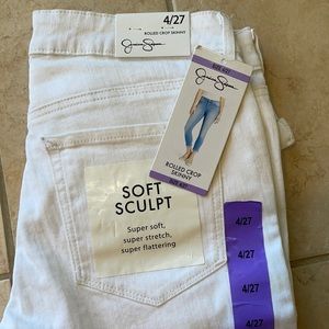 Jessica Simpson cropped white pant